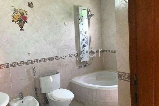 FAMILY ACCOMODATION AVAILABLE DIFFERENT PLACES photo %index%