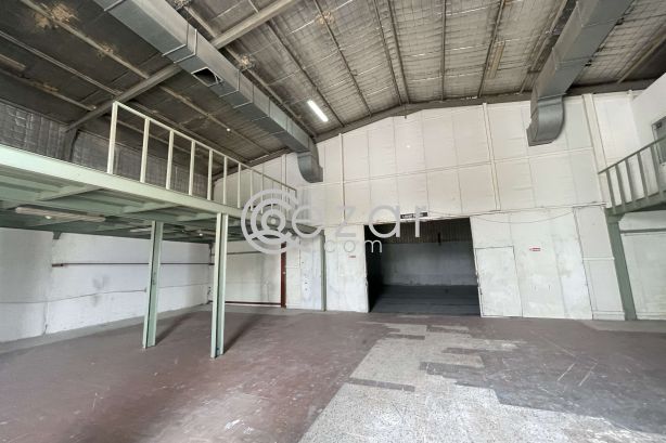 Close storage for rent in industrial area - صورة %index%