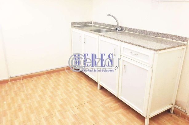 1 Bedroom Unfurnished Flat in Al Rawda - صورة %index%