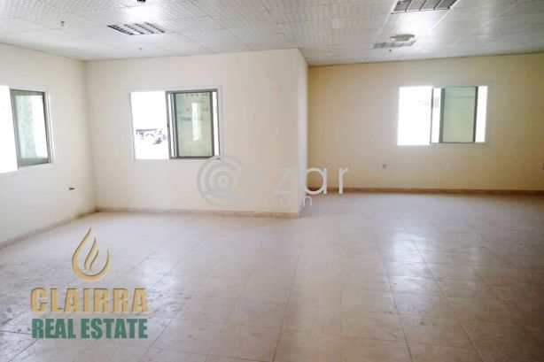 Affordable Labor Camp with Store and Offices - صورة %index%