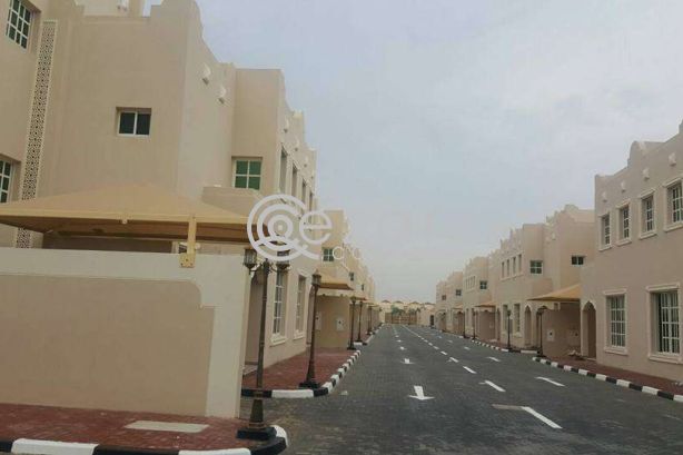 Brand new villas with split ac  - 5 bedrooms - صورة %index%
