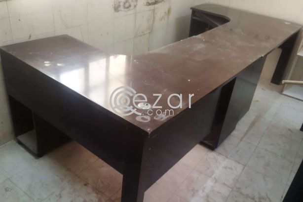 5 desk difrent model one Sofa 3 Sitter with Tea Table free photo 7