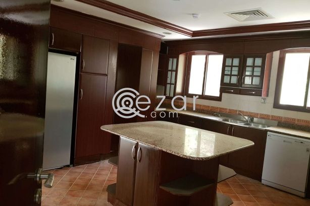 Gorgeous Compound Villa with a Pool - صورة %index%