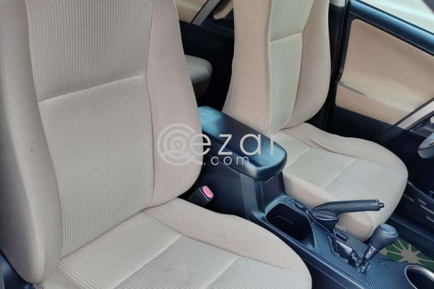 Toyata Rav 4 - صورة 9