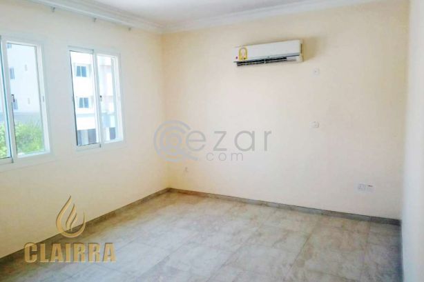 Convenient Brand New Building Apartment photo %index%