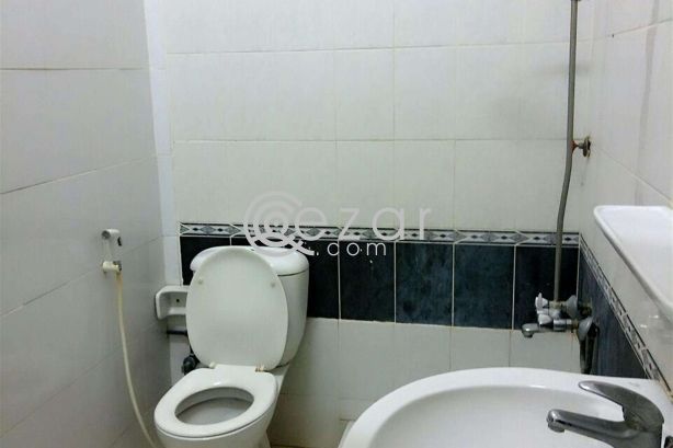 U/F, 1BR Villa Apartment in Gharrafa - صورة %index%