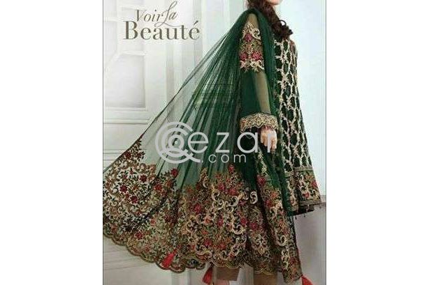 On hand heavy and Lawn dresses photo 3