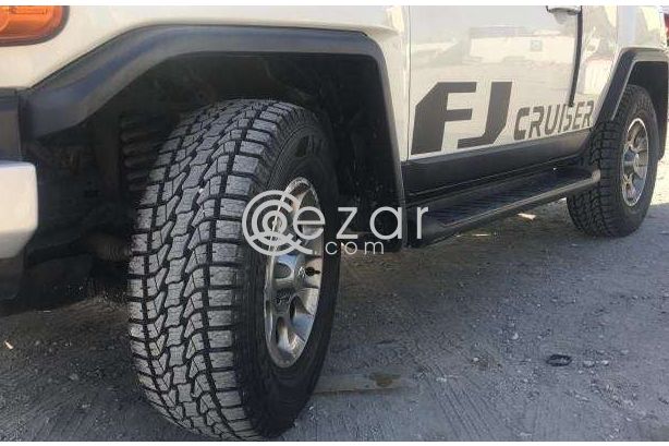 2012 perfect FJ cruiser main condition - صورة 7