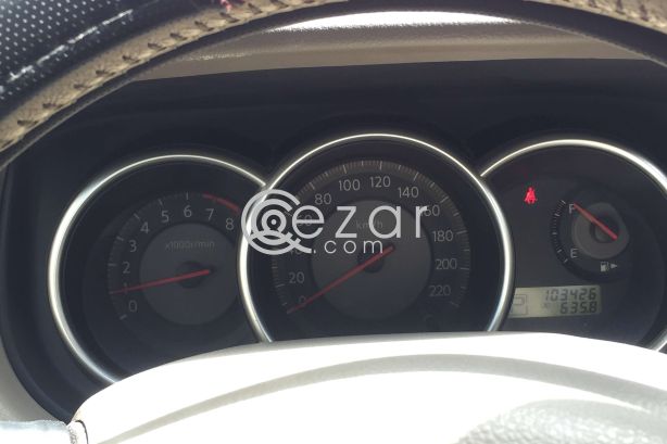 Nissan tiida photo 5