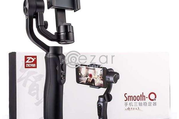 Zhiyun Smooth-Q 3 Axis Handheld Gimbal for Smartphone photo 2